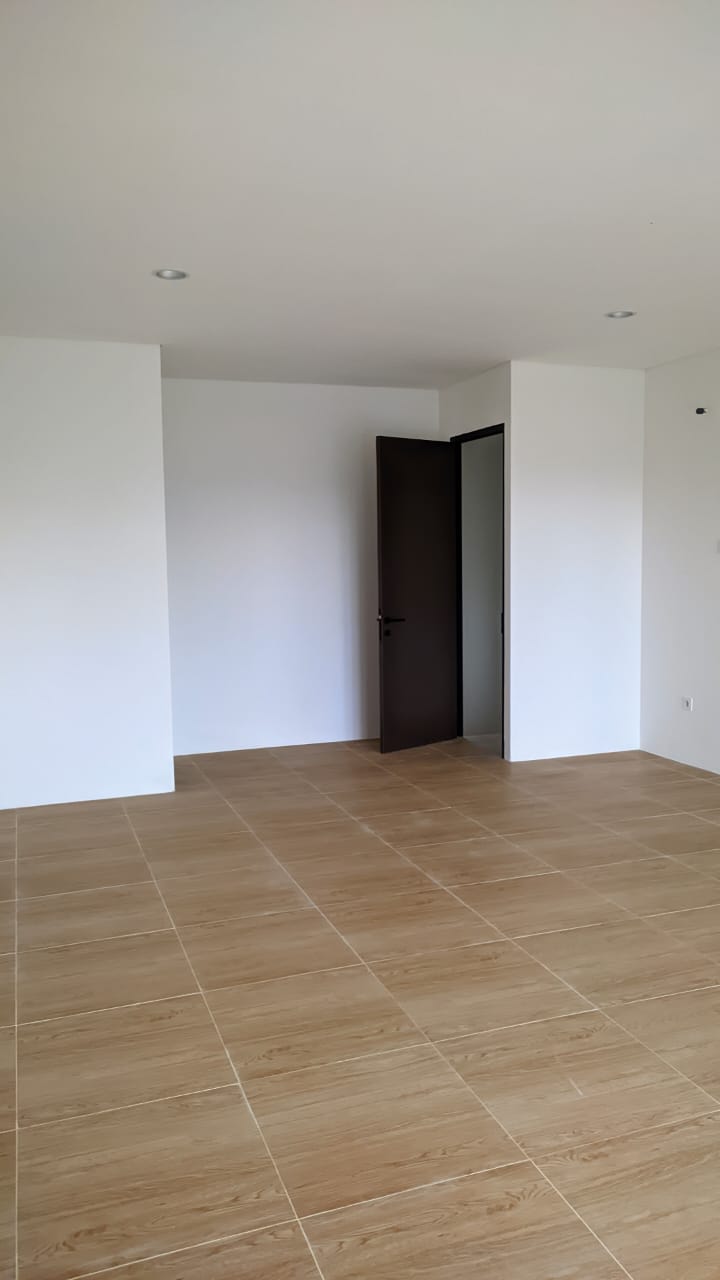 Di Sewakan Ruko Di Tanamera Lippo Cikarang